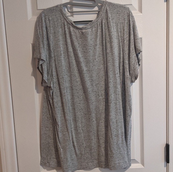 Torrid Model Behavior Tee - Picture 5 of 7